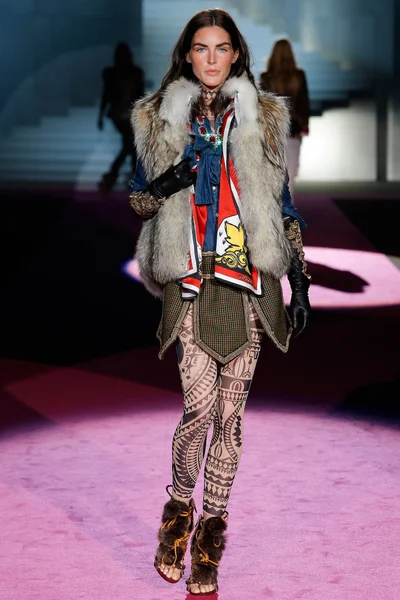 Look 2